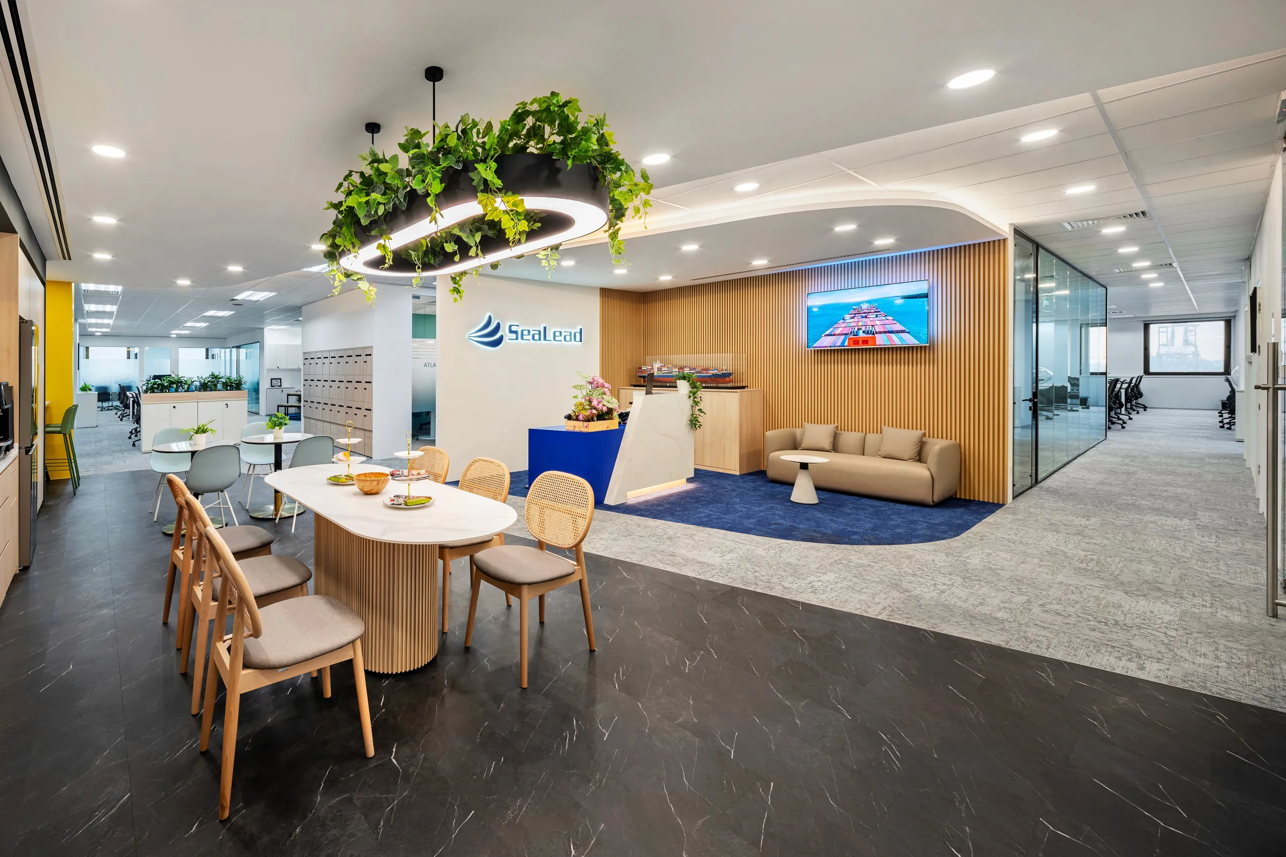 Inspiring and Collaborative Environment